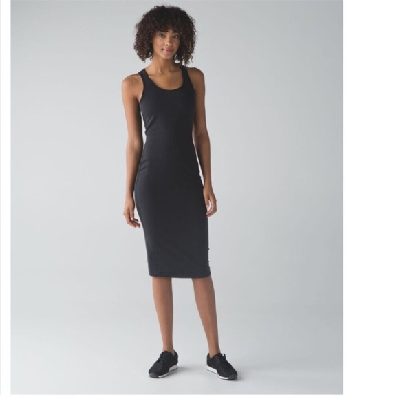 Lululemon Globetrotter dress size 4 - Picture 4 of 10